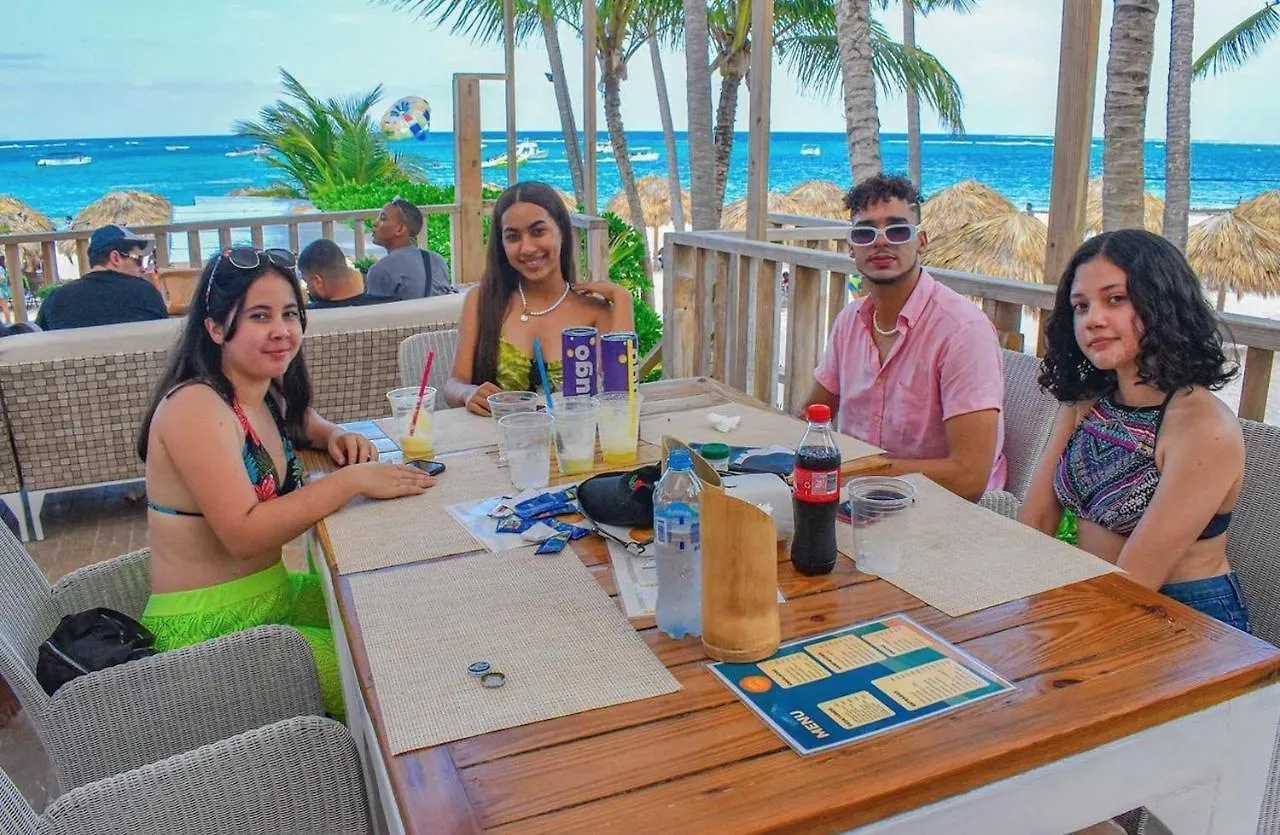 Los Corales Villas And Suites - Beach Club, Spa, Restaurants Punta Cana
